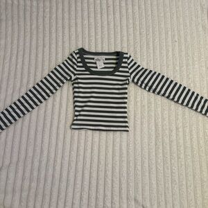 Green And White Hollister Long Sleeve T
